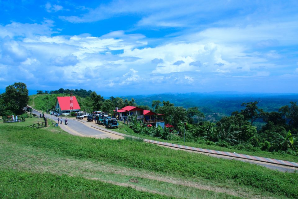 Wonderful view of road and house of Sajek