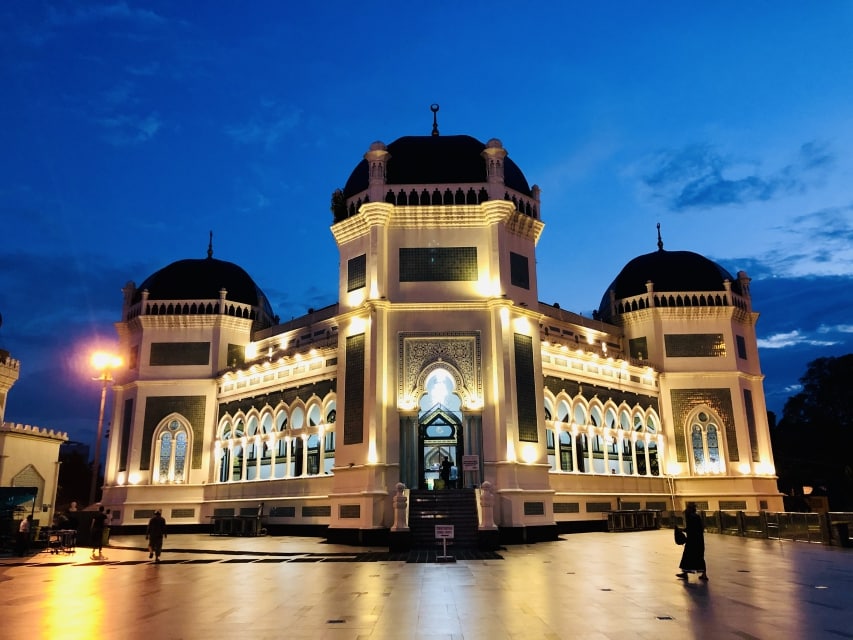 Beautiful Masjid Raya Medan night view.
