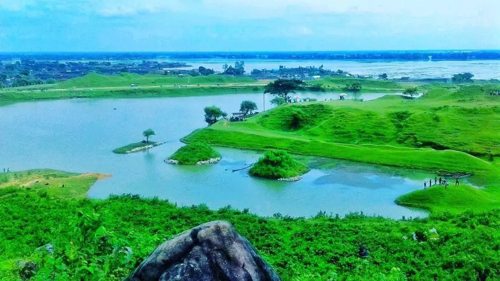 Niladri Lake from above. A very pretty place with a green natural view.