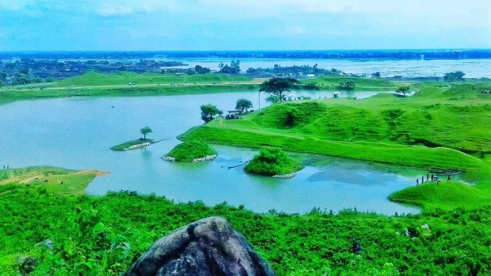 Niladri Lake from above. A very pretty place with a green natural view.