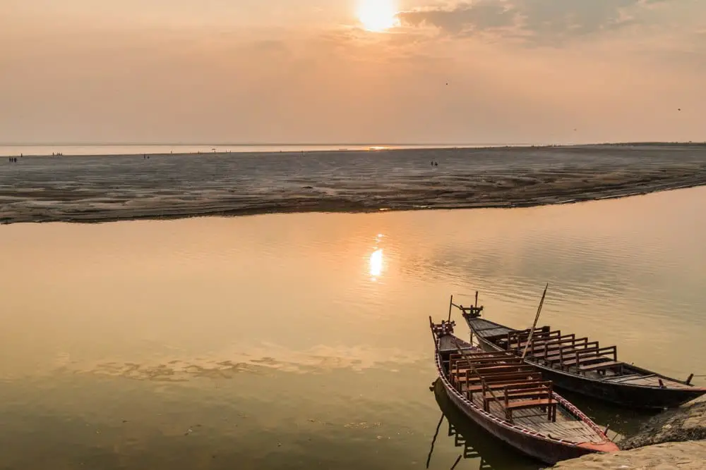 Amazing Top Tourist Attractions To Visit In Rajshahi. Sunset on Padma river in Rajshahi, Bangladesh