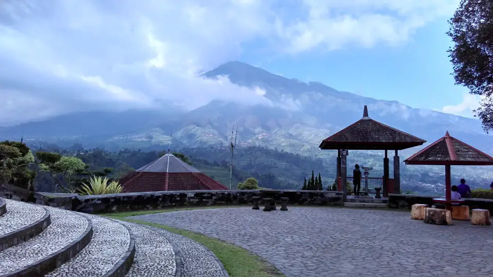 A great place to enjoy walking in Ketep Pass in Magelang. Beautiful scenery in Magelang.