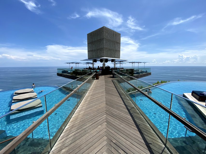 Omnia Bali Day Club Review - An Exclusive Club In Bali