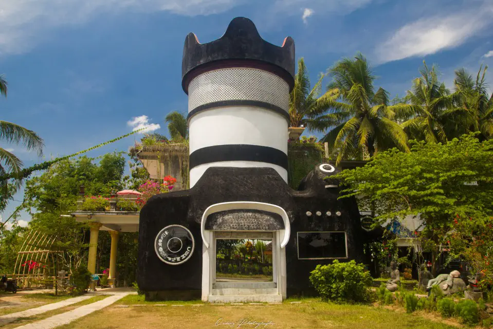 Rumah Kamera a unique place to visit in Magelang, Indonesia. A camera shape house.