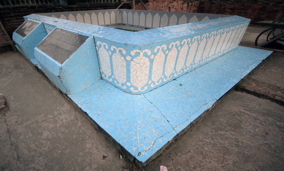 Tomb of Bir Shrestha Mohiuddin Jahangir/বীরশ্রেষ্ঠ মহিউদ্দিন জাহাঙ্গীরের সমাধি