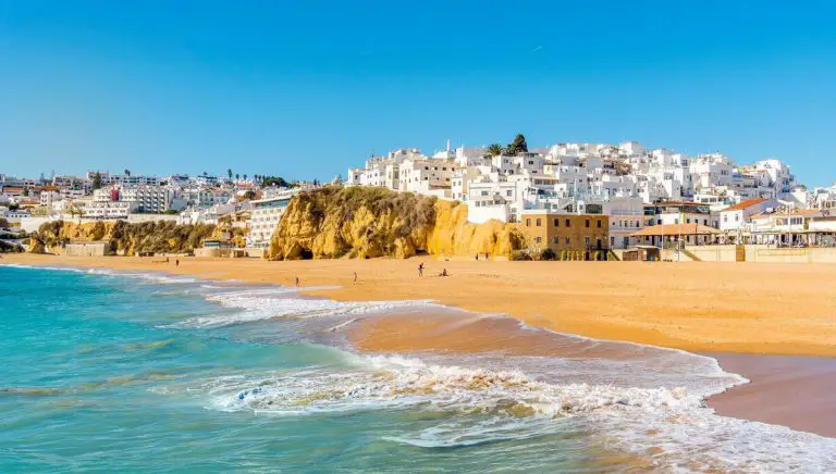Is Algarve Worth Visiting? Know The Actual Truth