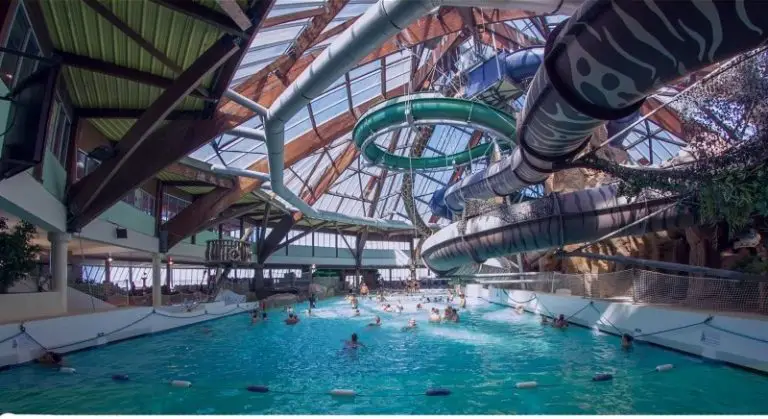 The 13 Best Water Parks In France To Go With Family And Kids