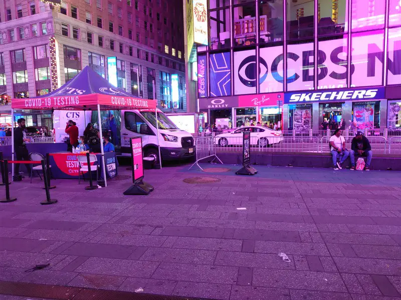 Is Times Square safe at night