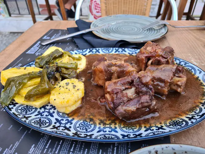 La Taberna, to try a delicious oxtail